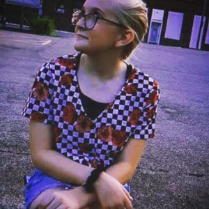 Meet your Posher, Chloe